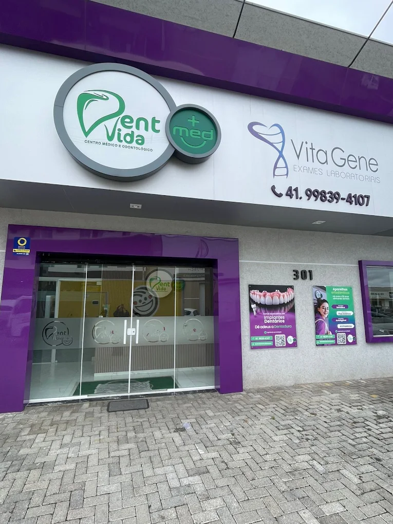 Fachada da unidade DentvidaMed em Piraquara, parceira de coleta do VitaGene